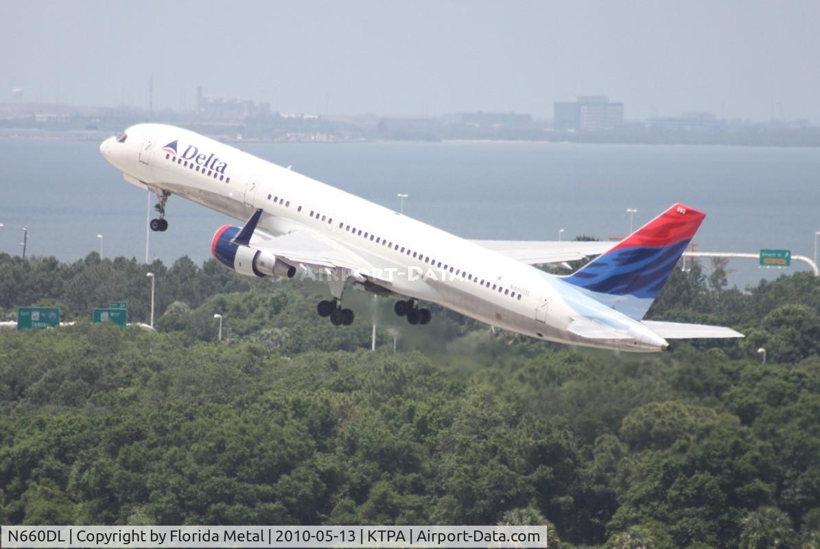 N660DL, 1990 Boeing 757-232 C/N 24422, TPA spotting
