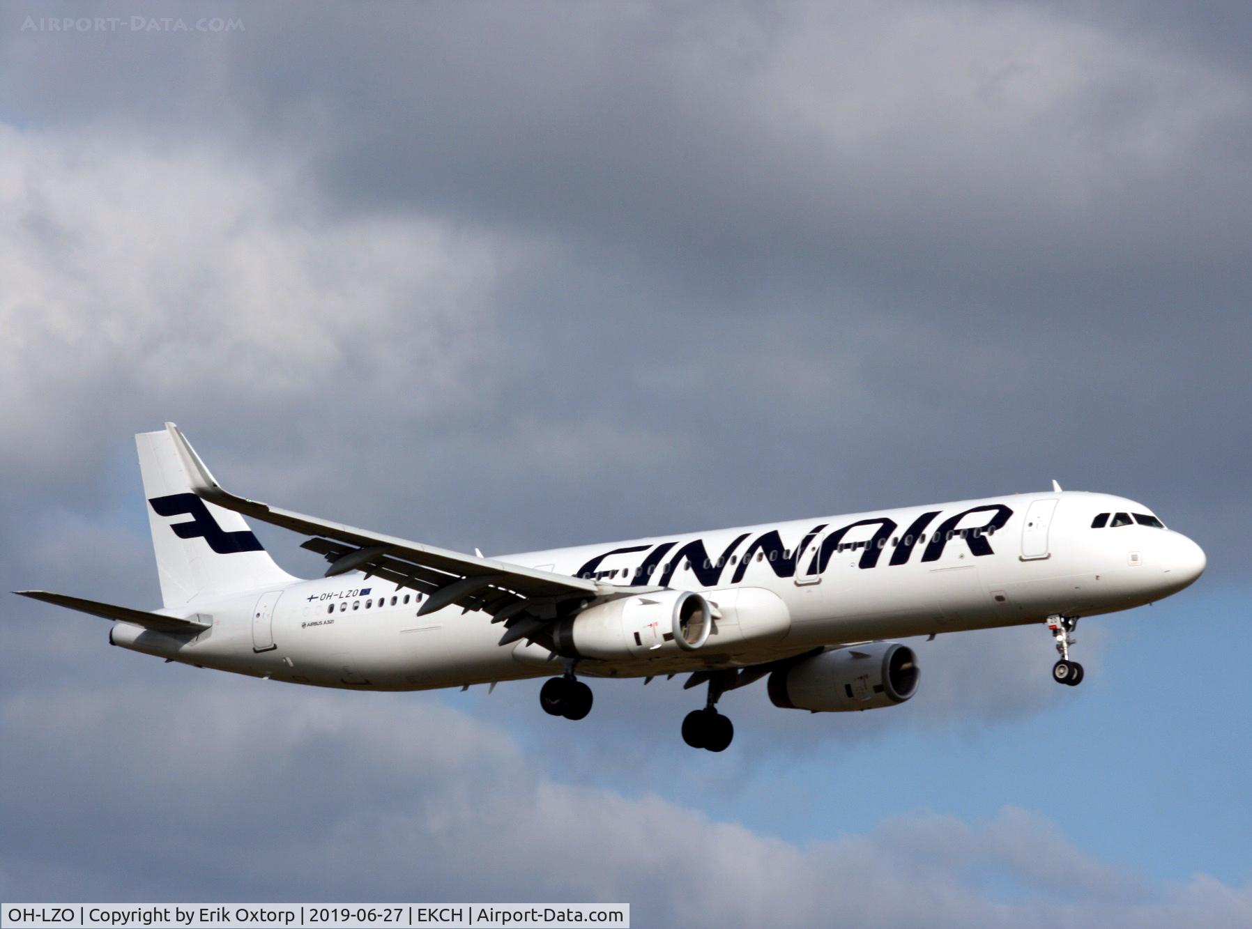 OH-LZO, 2017 Airbus A321-231 C/N 7611, OH-LZO landing rw 22L