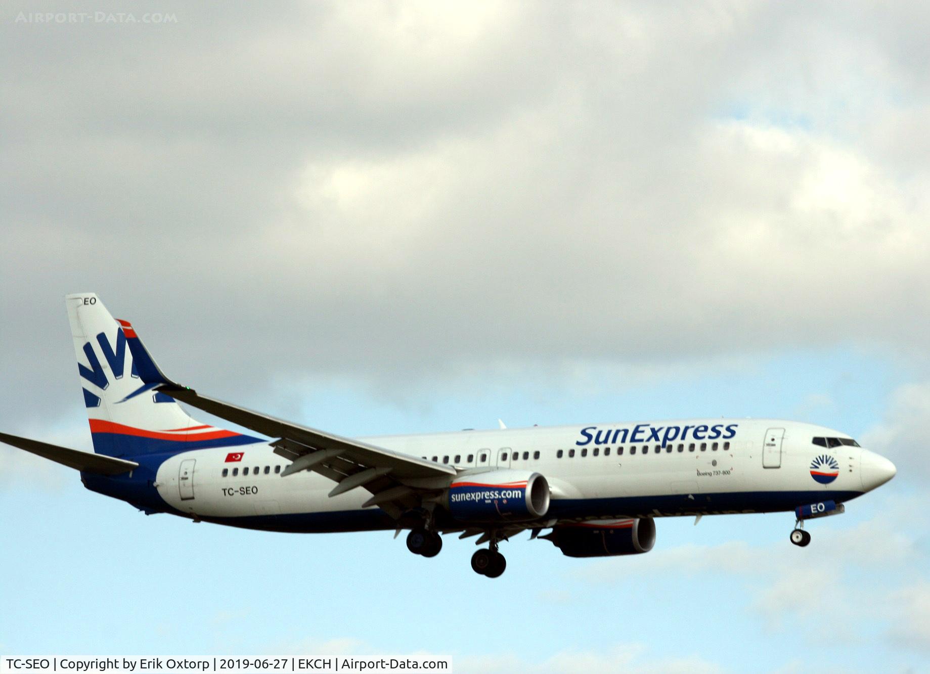 TC-SEO, 2016 Boeing 737-8HC C/N 61178, TC-SEO landing rw 22L