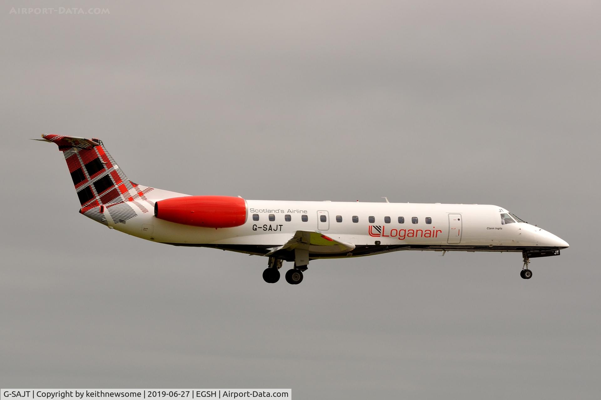 G-SAJT, 2001 Embraer ERJ-135ER (EMB-135ER) C/N 145376, Landing onto runway 09.