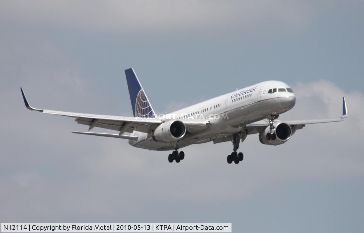 N12114, 1995 Boeing 757-224 C/N 27556, TPA spotting