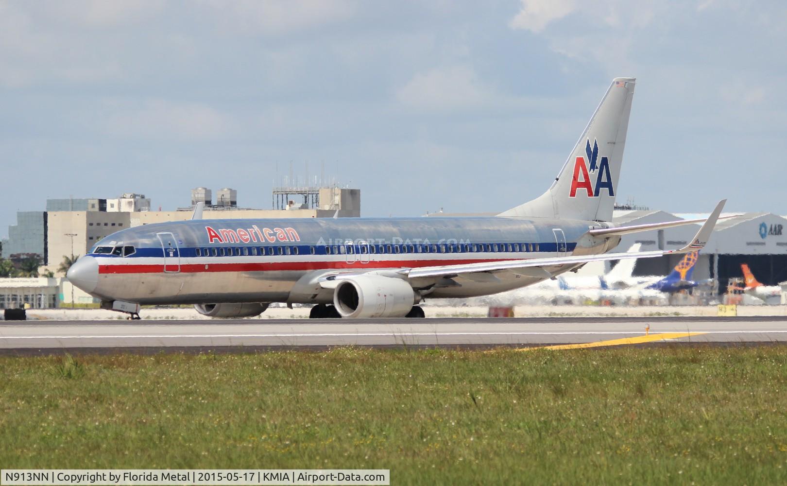 N913NN, 2013 Boeing 737-823 C/N 29571, MIA spotting