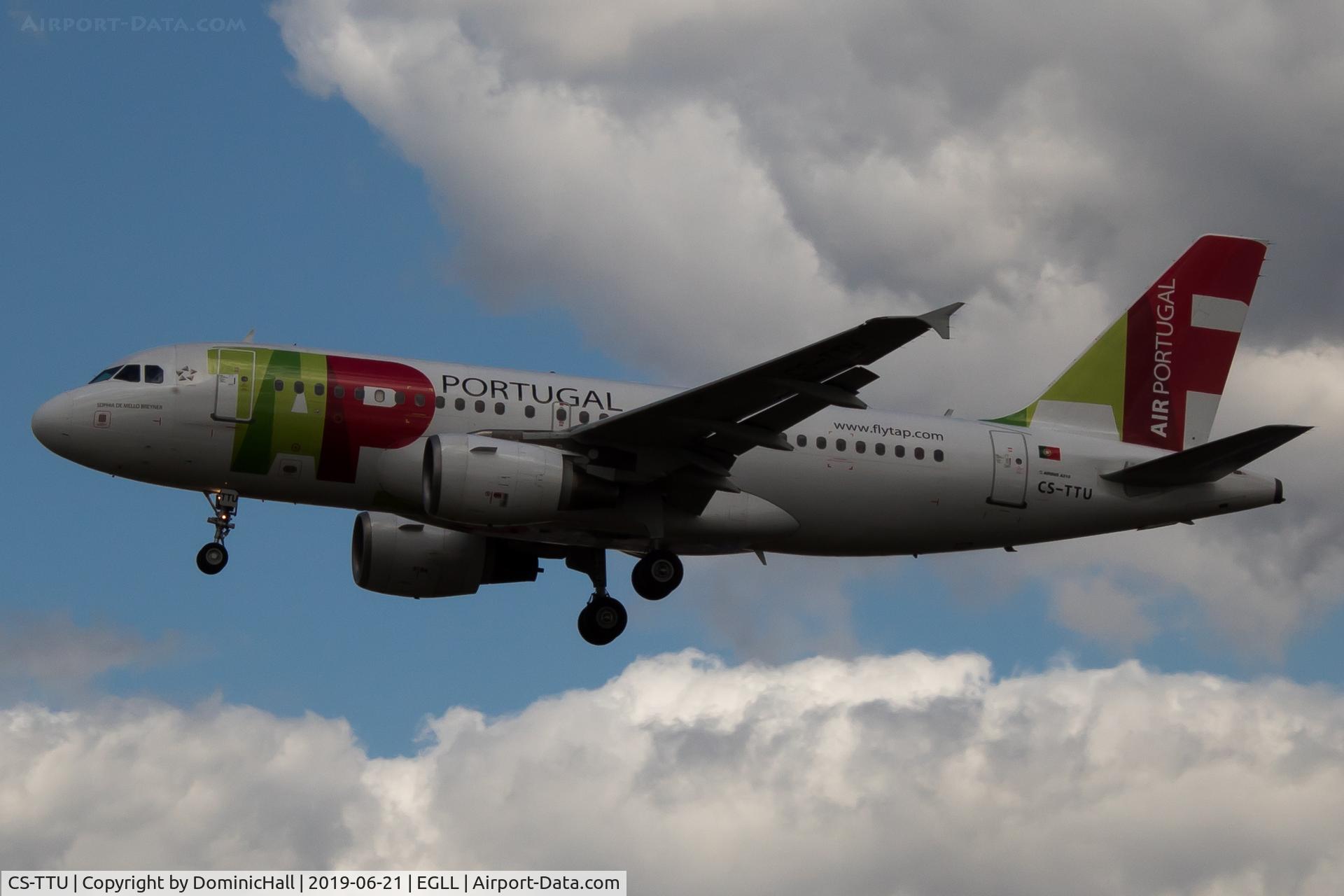 CS-TTU, 2002 Airbus A319-112 C/N 1668, Landing RWY 27L