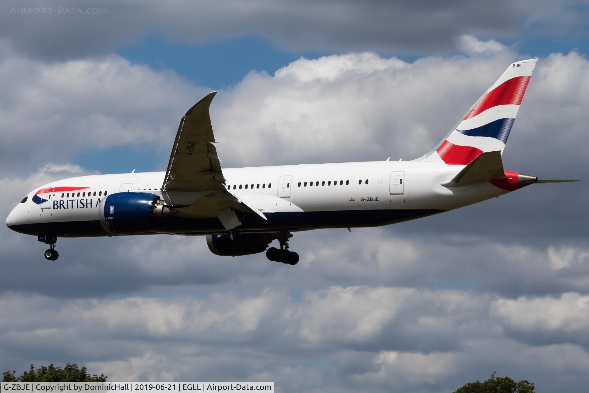 G-ZBJE, 2013 Boeing 787-8 Dreamliner C/N 38612, Landing RWY 27L