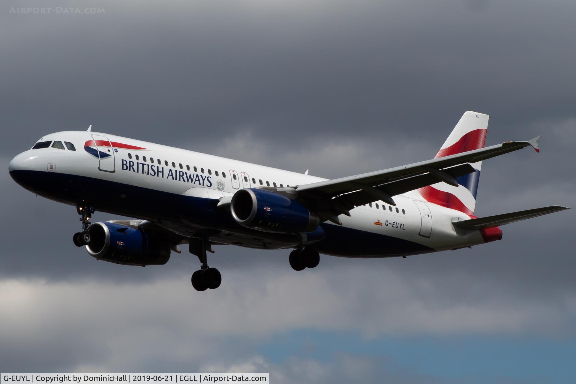 G-EUYL, 2011 Airbus A320-232 C/N 4725, Landing RWY 27L