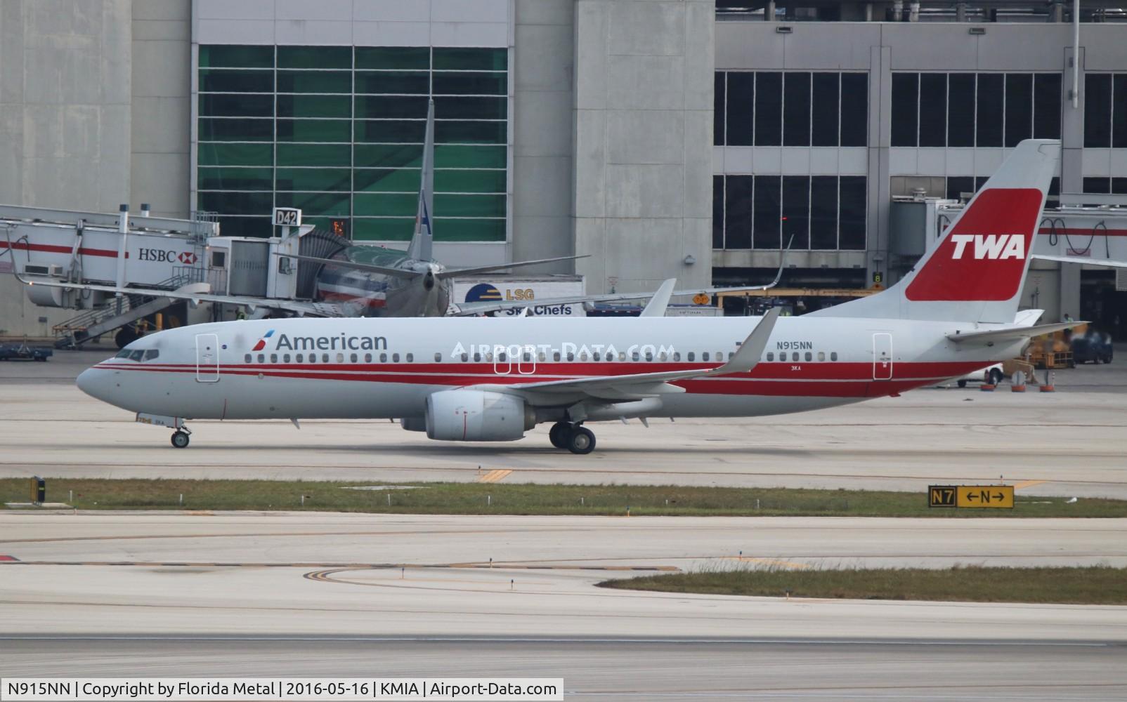 N915NN, 2013 Boeing 737-823 C/N 33227, MIA spotting