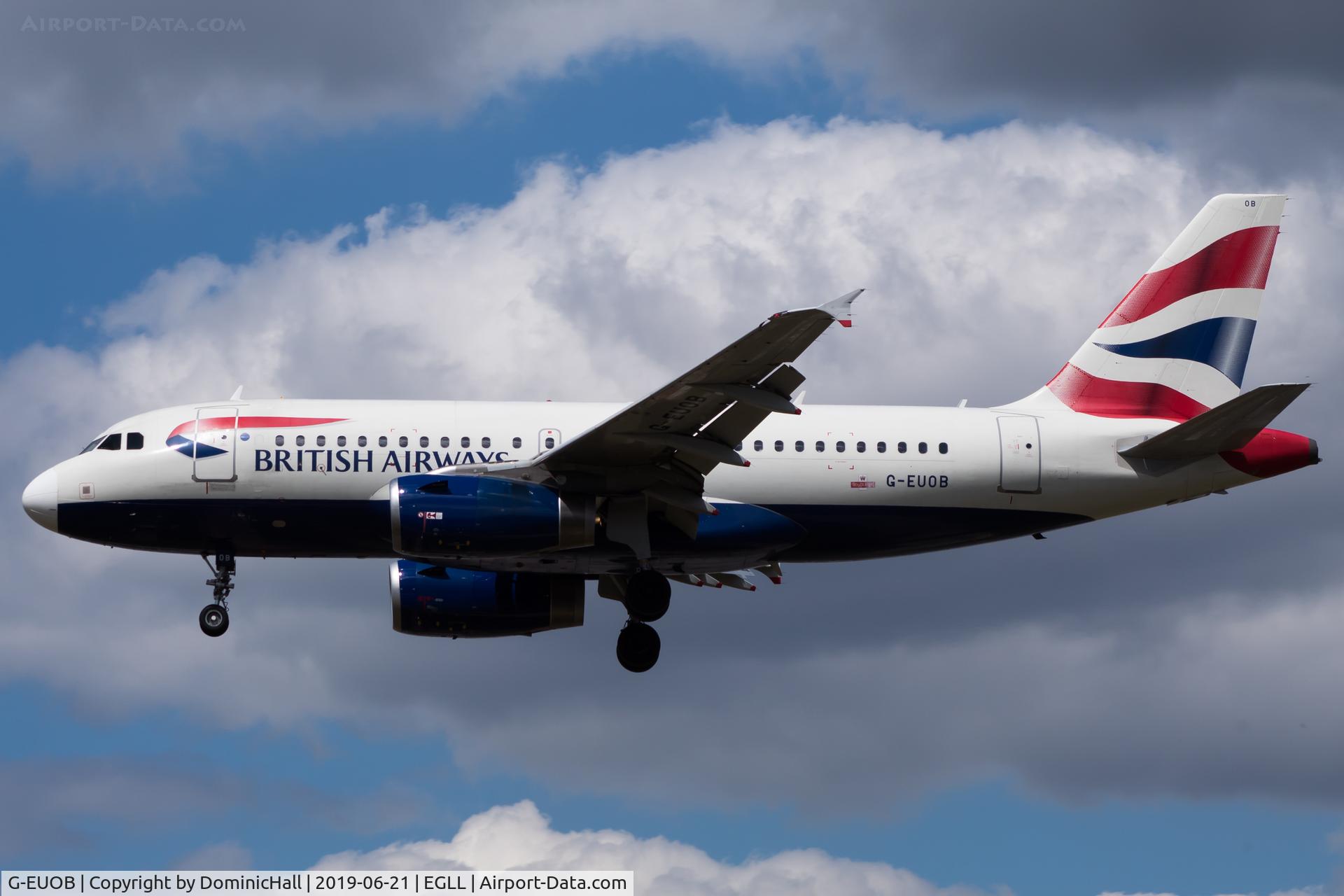 G-EUOB, 2001 Airbus A319-131 C/N 1529, Landing RWY 27L