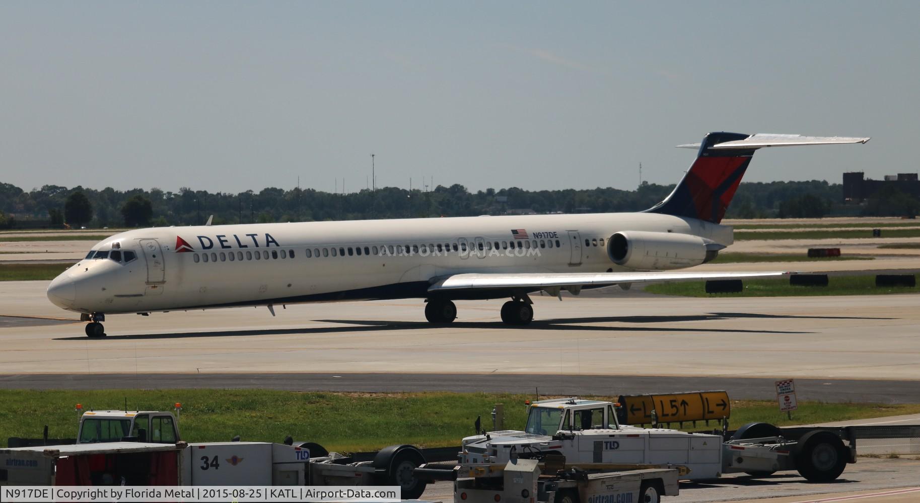 N917DE, 1993 McDonnell Douglas MD-88 C/N 49958, ATL spotting