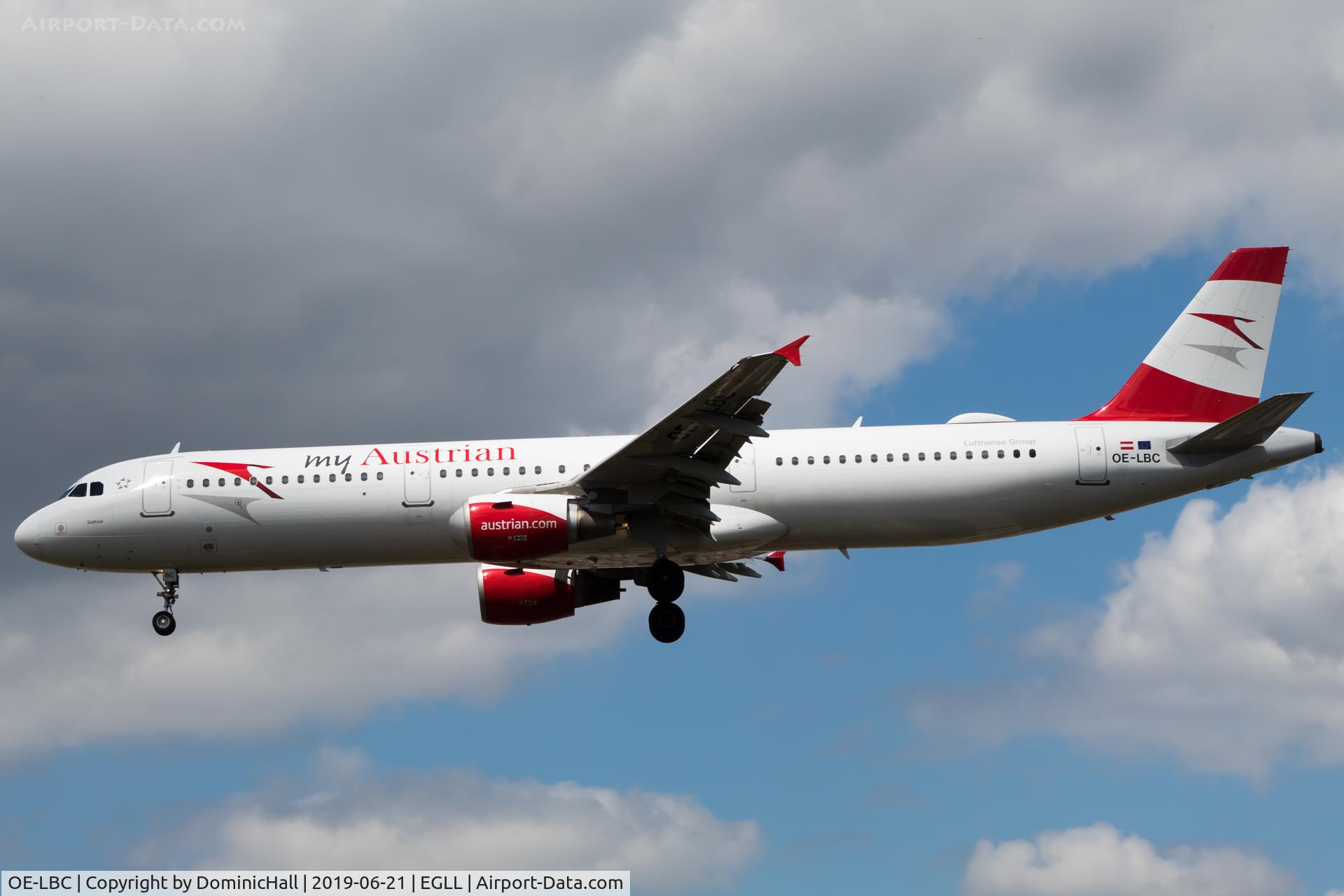 OE-LBC, 1996 Airbus A321-111 C/N 581, Landing RWY 27L
