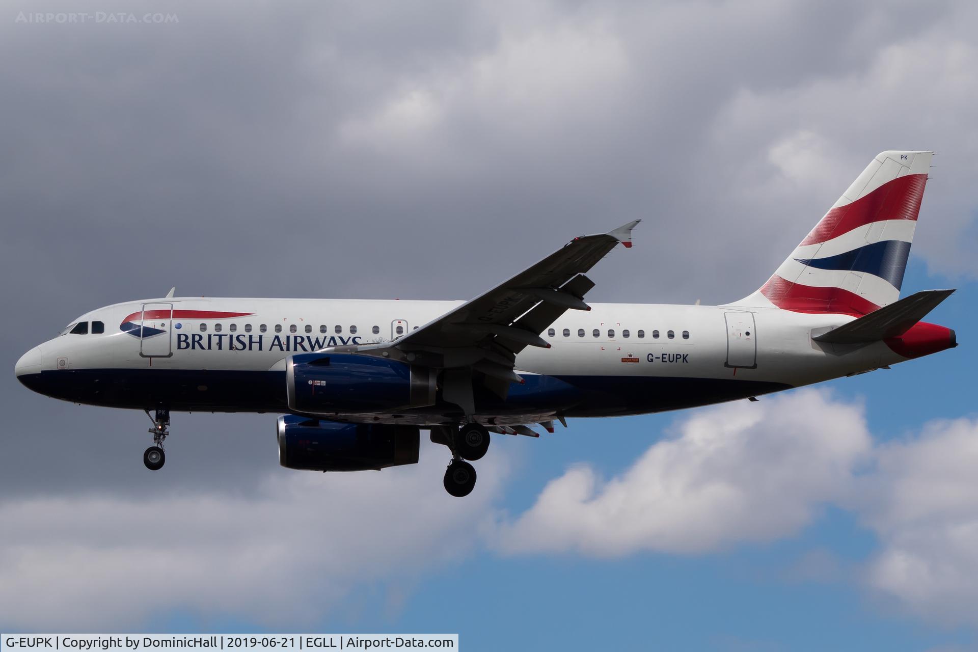G-EUPK, 2000 Airbus A319-131 C/N 1236, Landing RWY 27L