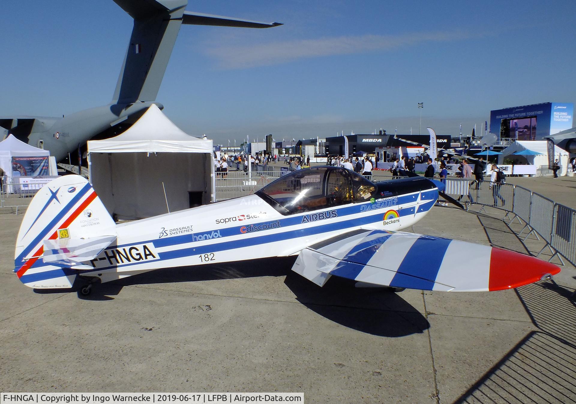 F-HNGA, Mudry CAP-10B C/N 95, Mudry CAP-10B at the Aerosalon 2019, Paris