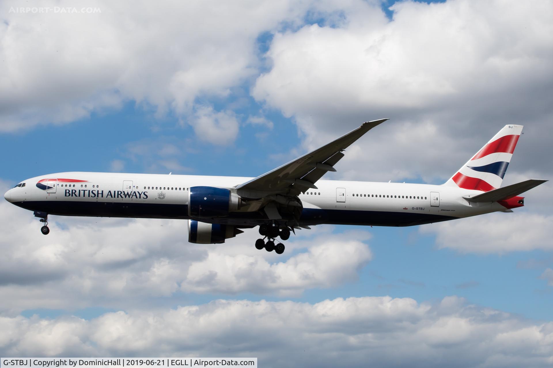 G-STBJ, 2014 Boeing 777-336/ER C/N 43703, Landing RWY 27L