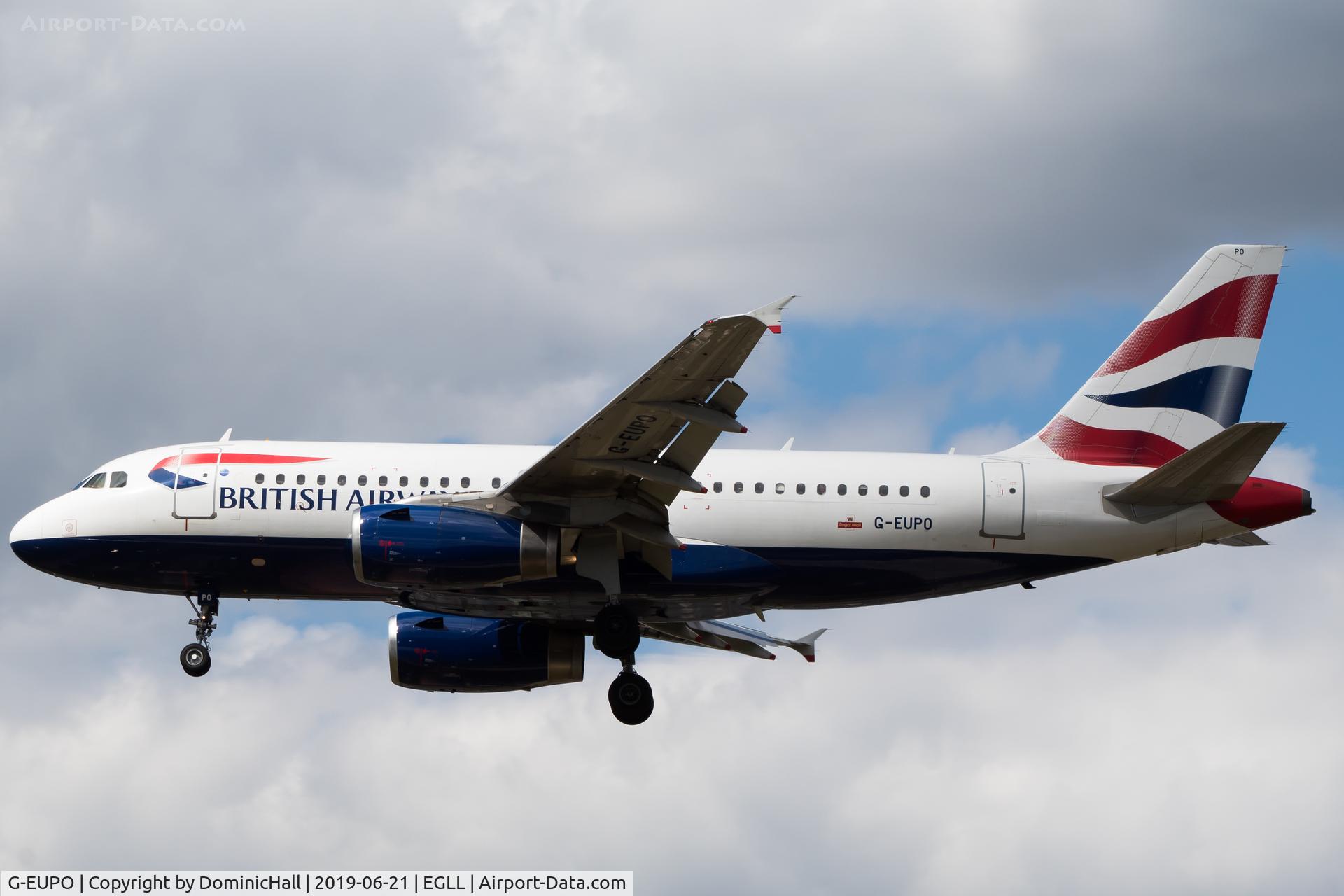 G-EUPO, 2000 Airbus A319-131 C/N 1279, Landing RWY 27L