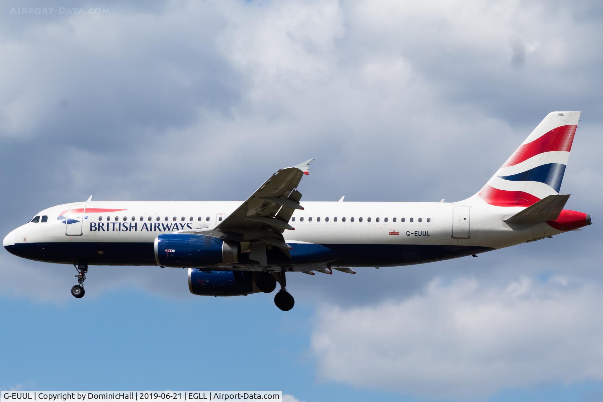 G-EUUL, 2002 Airbus A320-232 C/N 1708, Landing RWY 27L