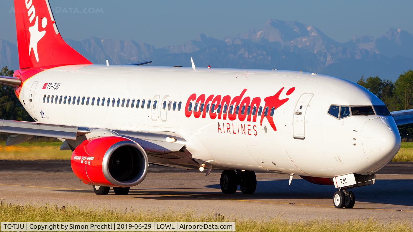 TC-TJU, 2008 Boeing 737-8HX C/N 29681, TC-TJU @ Linz Airport