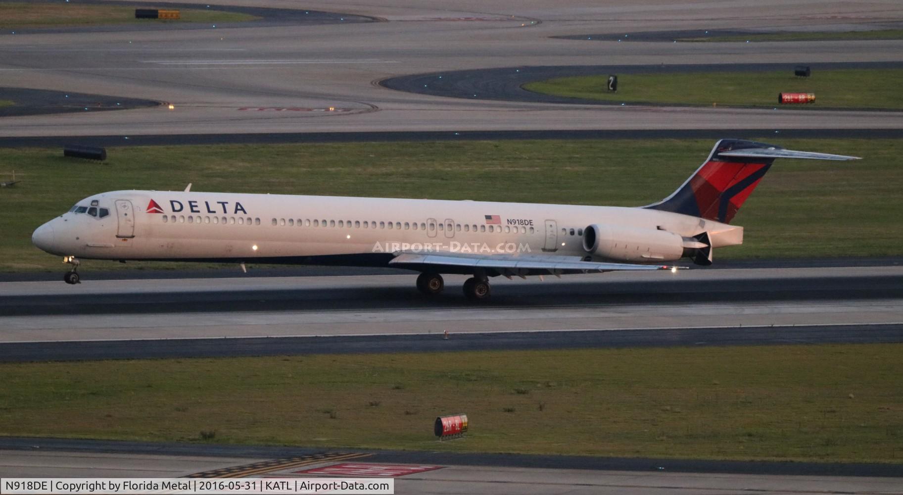 N918DE, 1993 McDonnell Douglas MD-88 C/N 49959, ATL spotting