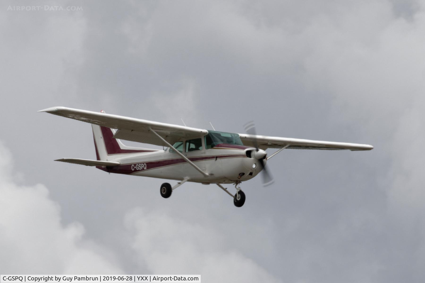 C-GSPQ, 1981 Cessna 172P C/N 17274801, Landing