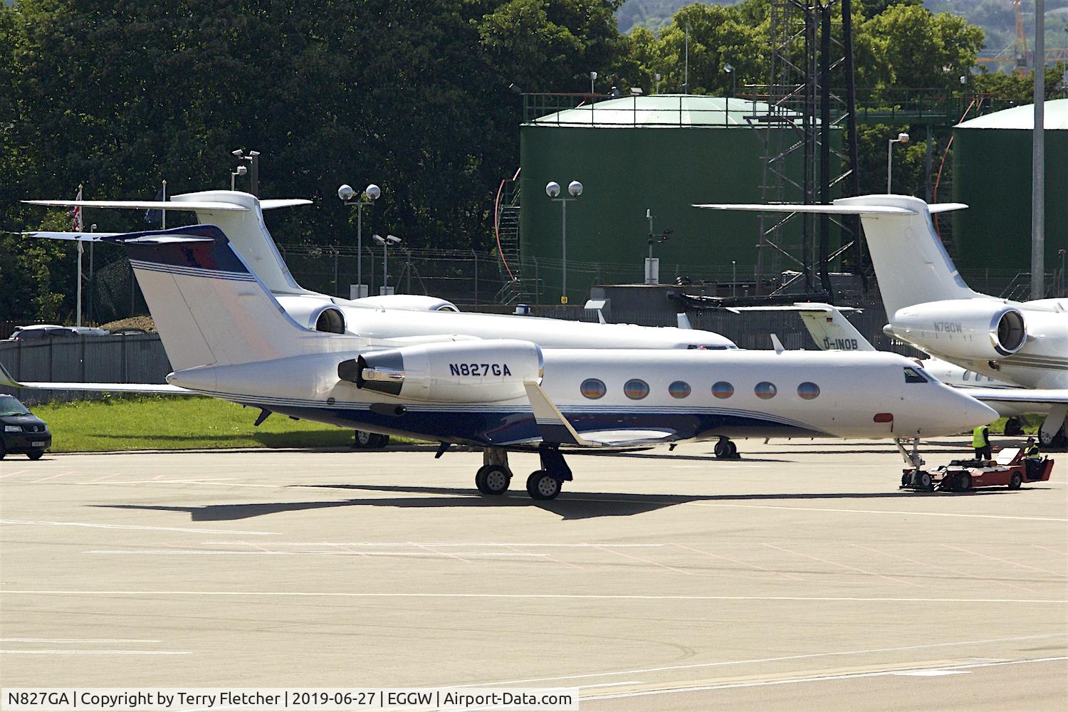 N827GA, 1999 Gulfstream Aerospace G-IV C/N 1391, at Luton Airport
