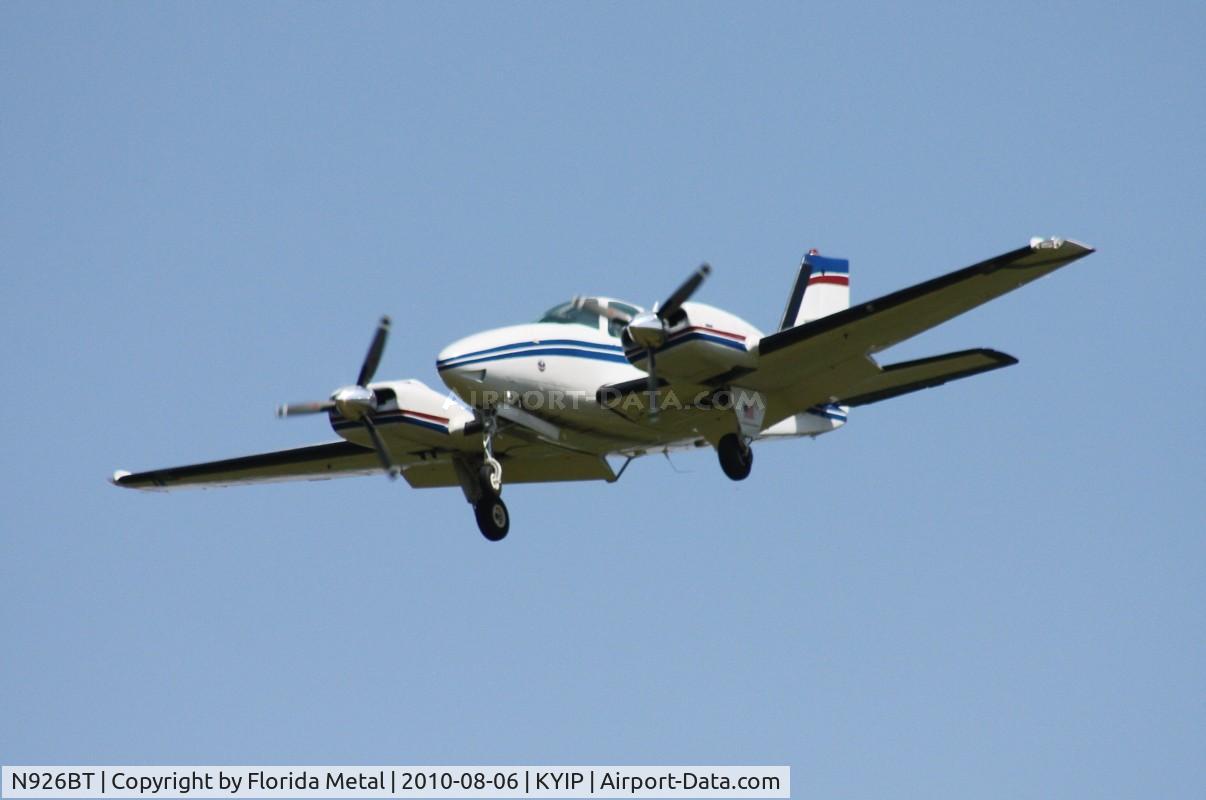 N926BT, 1977 Beech E-55 Baron C/N TE-1110, Thunder Over Michigan 2010