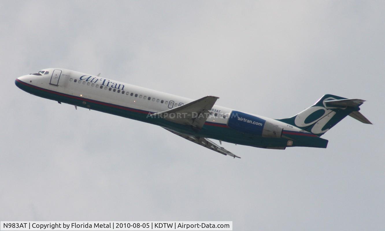 N983AT, 2005 Boeing 717-200 C/N 55052, DTW spotting