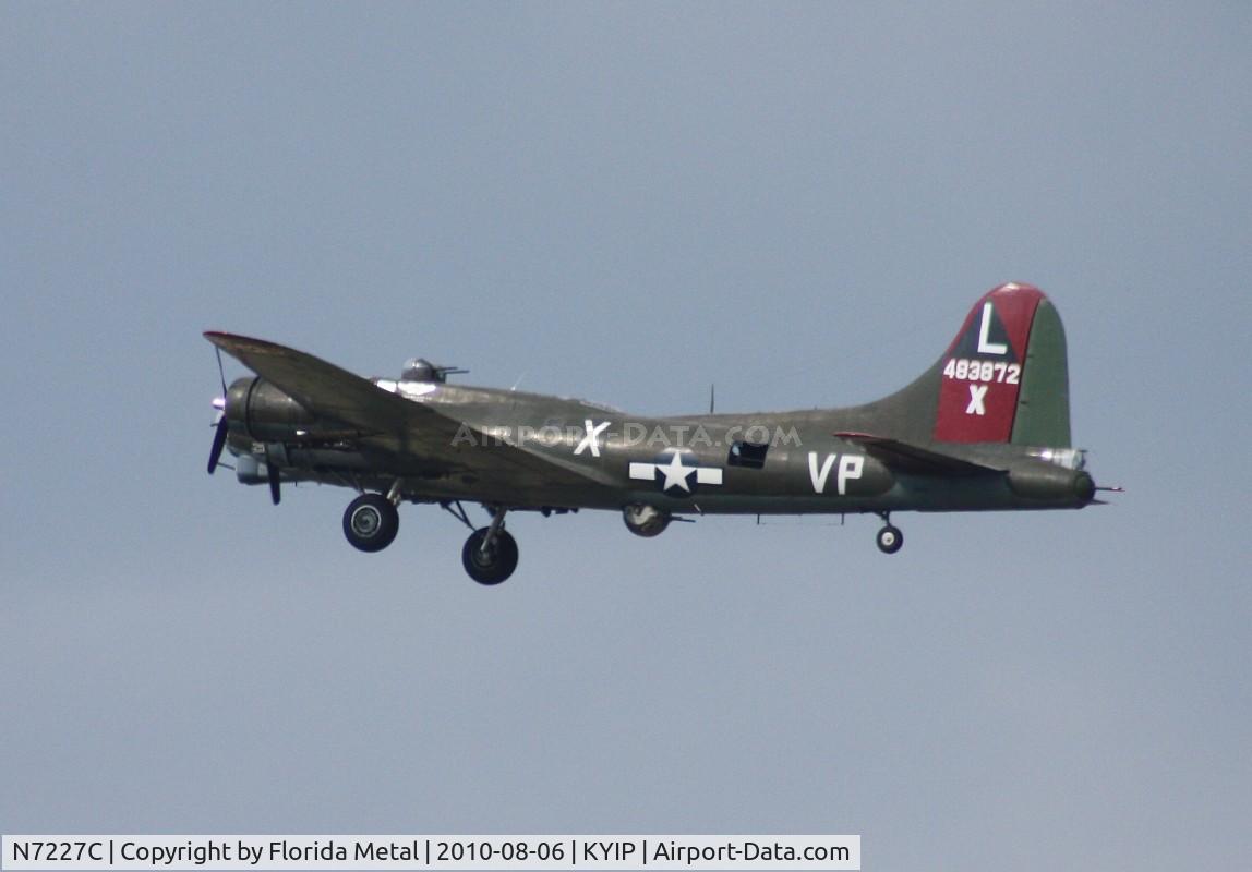 N7227C, 1944 Boeing B-17G Fortress C/N 32513, Thunder Over Michigan 2010