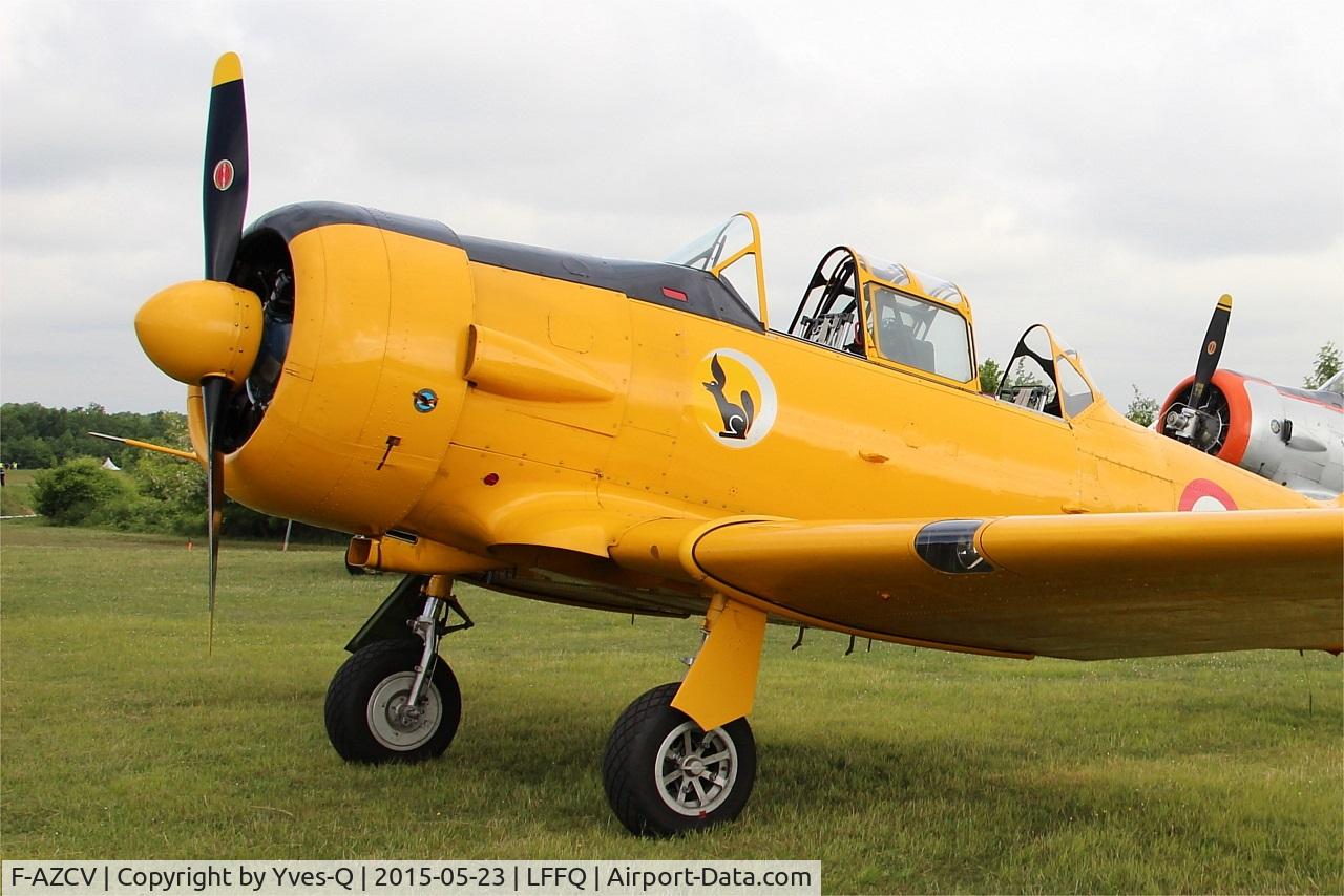 F-AZCV, 1951 North American T-6G Texan C/N 182-143, North American T-6G Texan, Static display, La Ferté-Alais airfield (LFFQ) Air show 2015