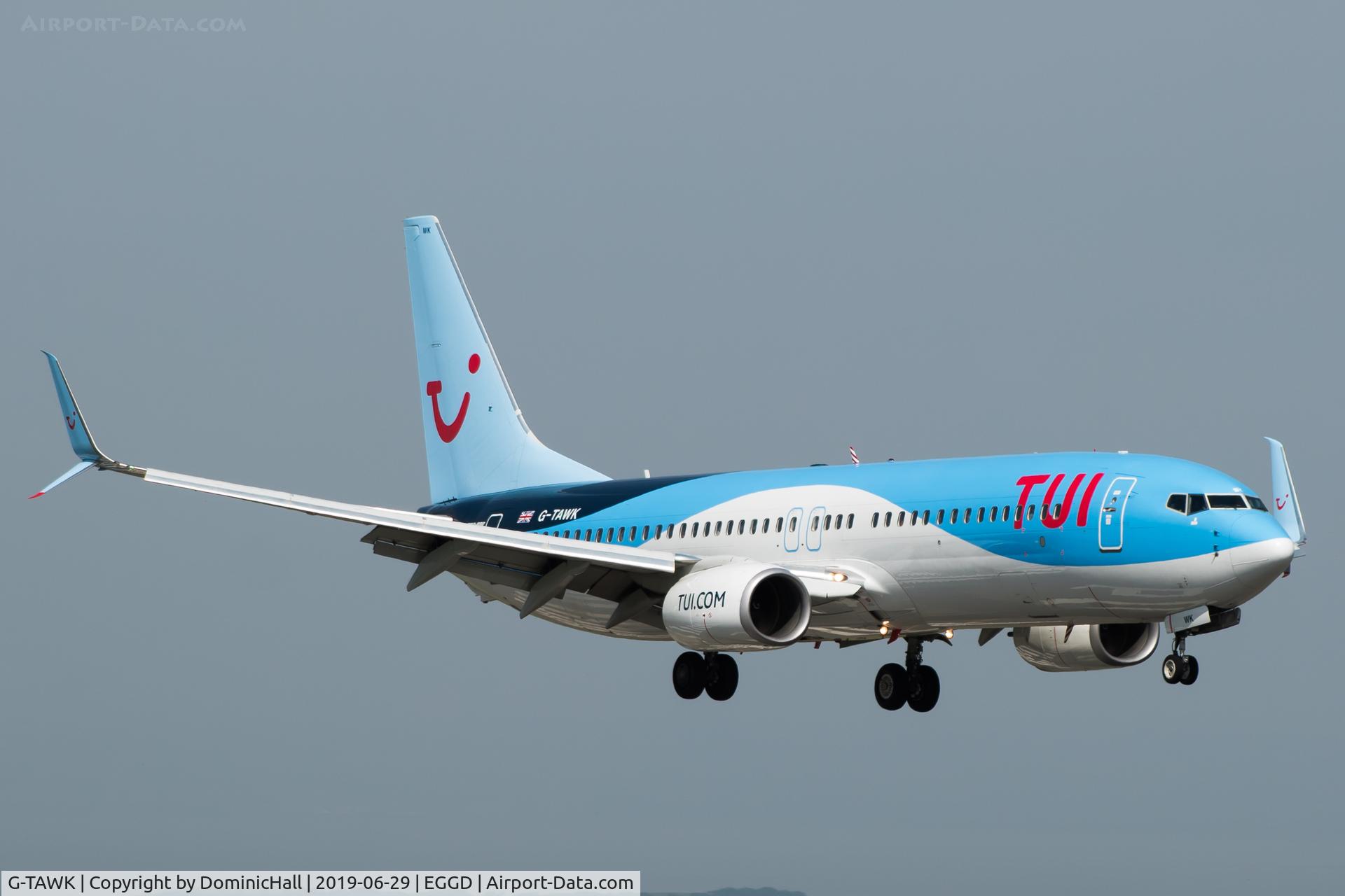 G-TAWK, 2012 Boeing 737-8K5 C/N 37239, Landing RWY 09