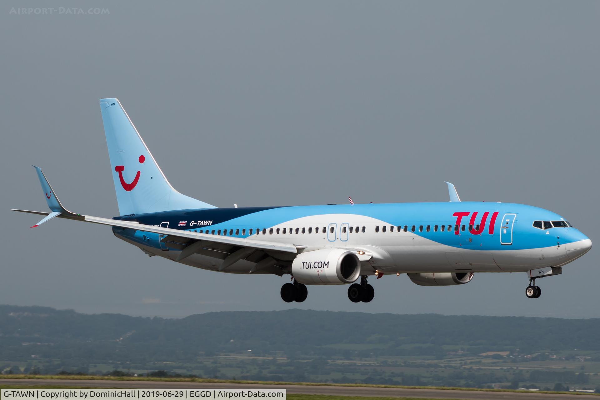 G-TAWN, 2013 Boeing 737-8K5 C/N 37251, Landing RWY 09