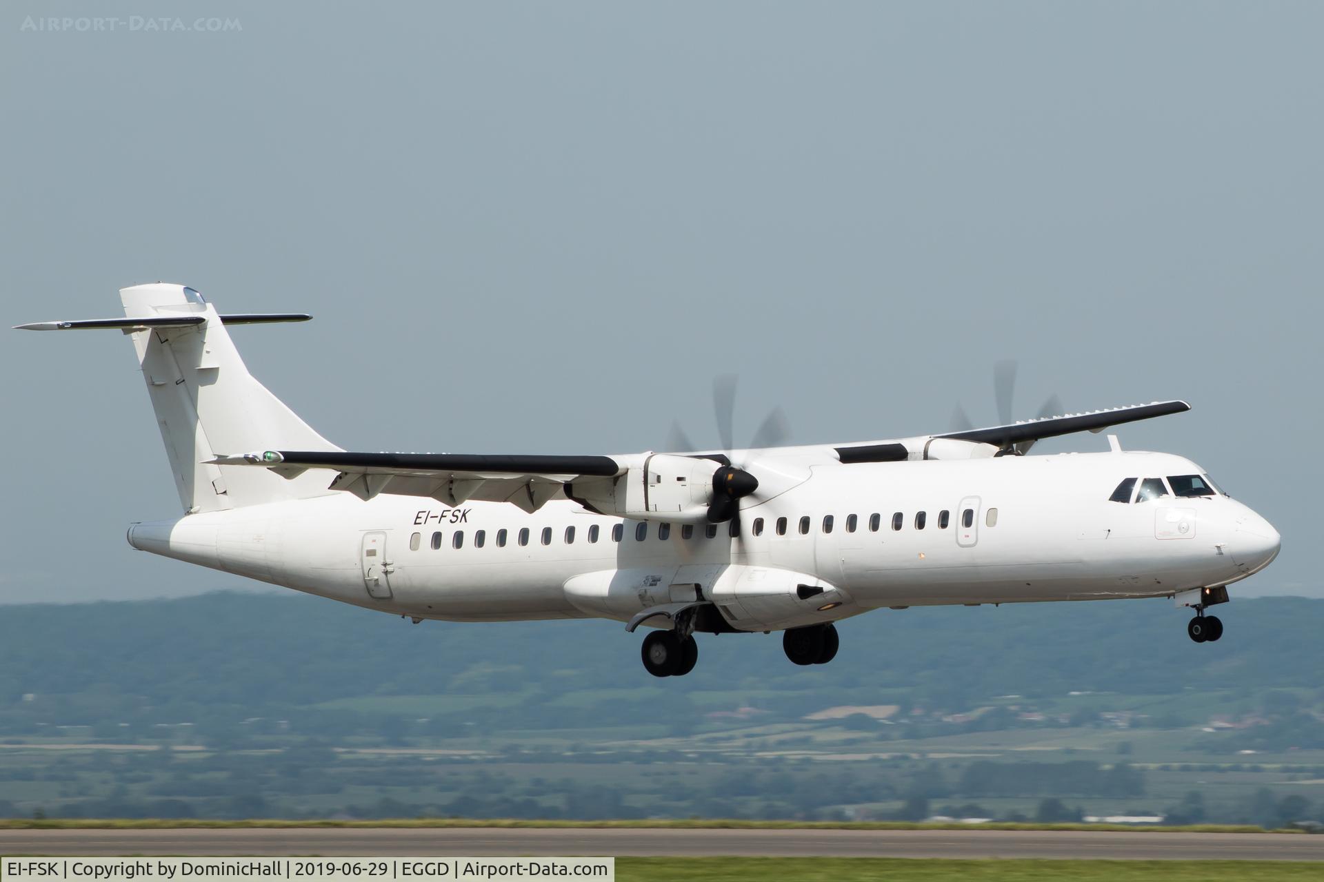 EI-FSK, 2016 ATR 72-212A C/N 1326, Landing RWY 09