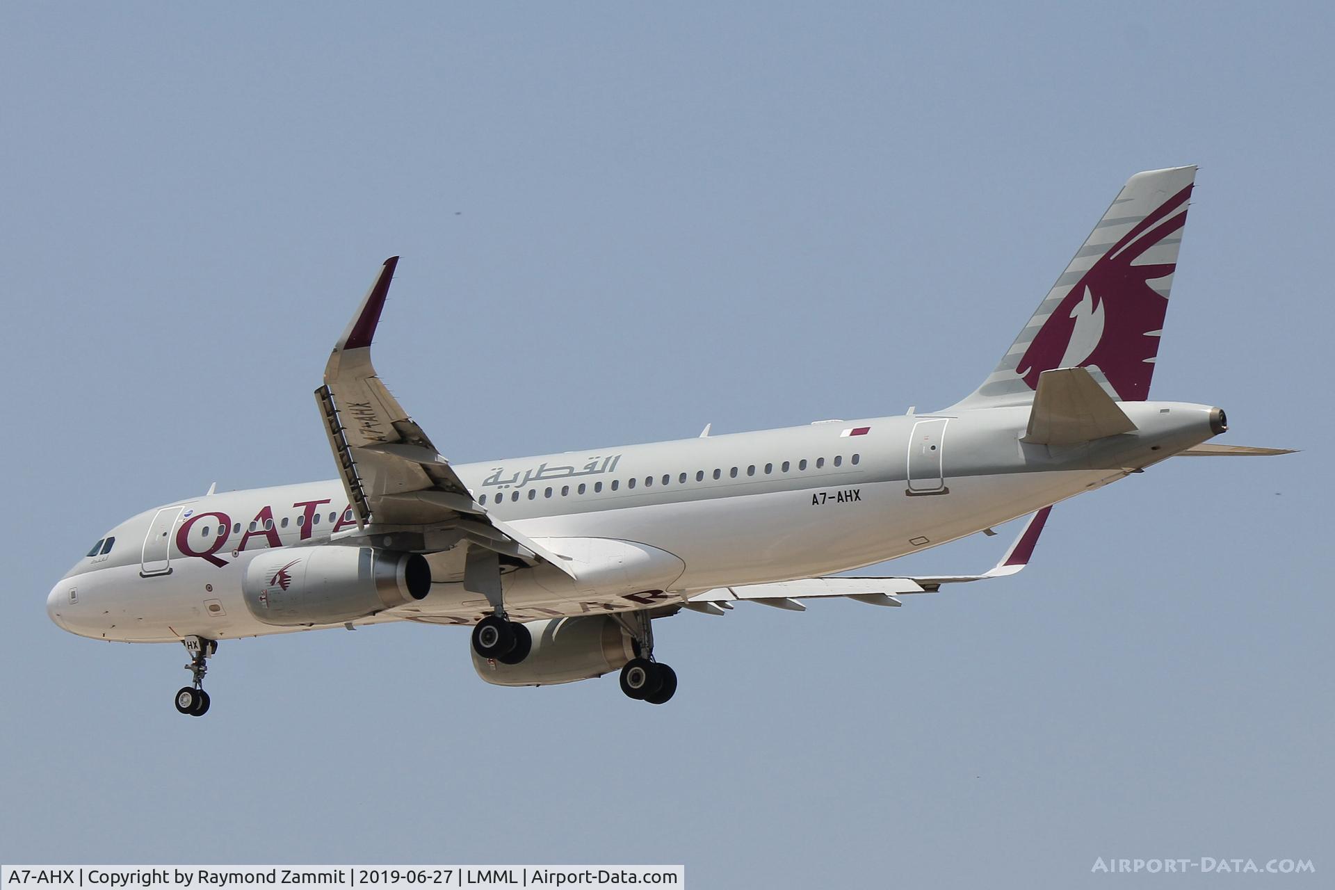 A7-AHX, 2012 Airbus A320-232 C/N 5361, A320 A7-AHX Qatar Airways