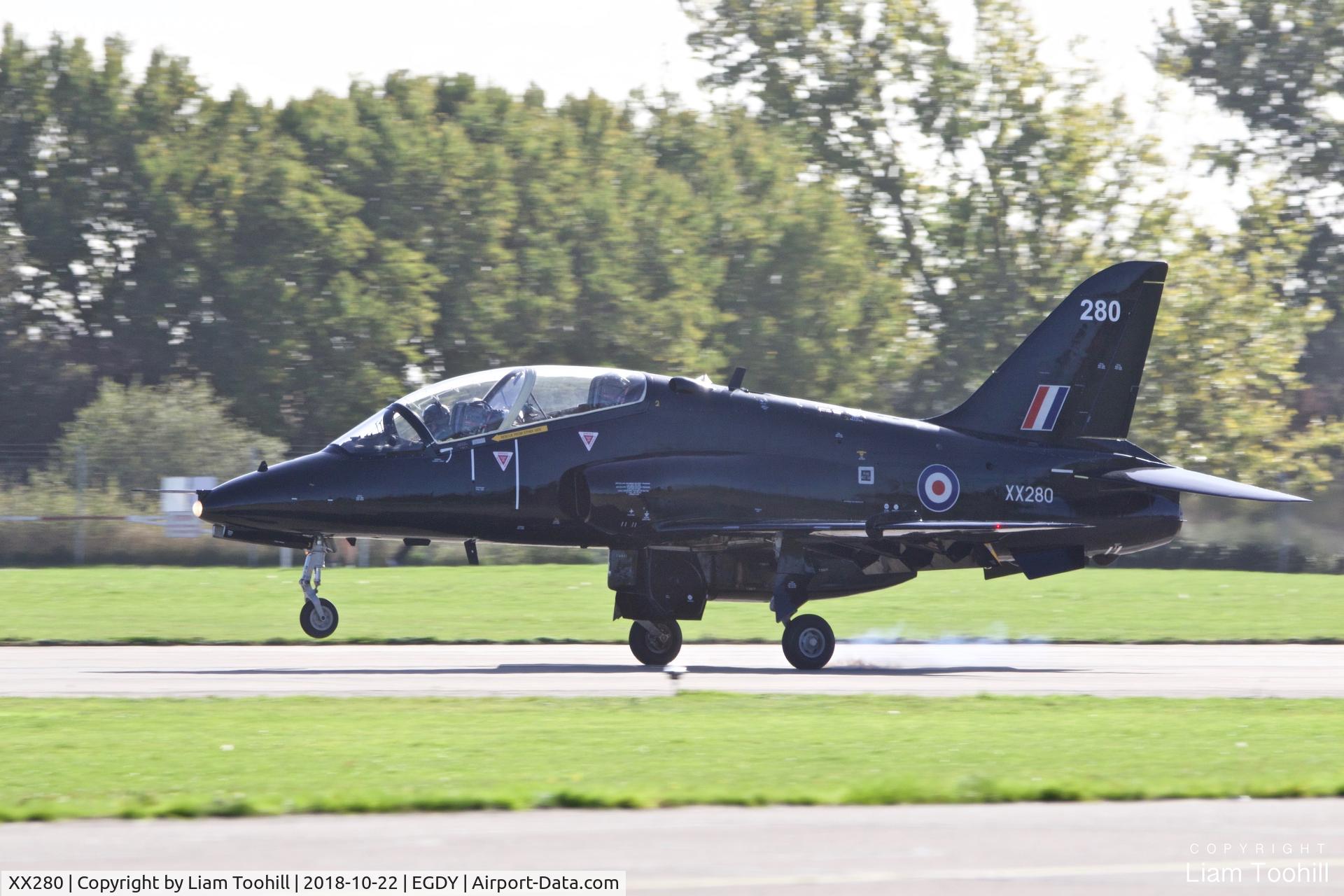 XX280, 1979 Hawker Siddeley Hawk T.1A C/N 105/312105, XX280 touch and go at RNAS Yeovilton