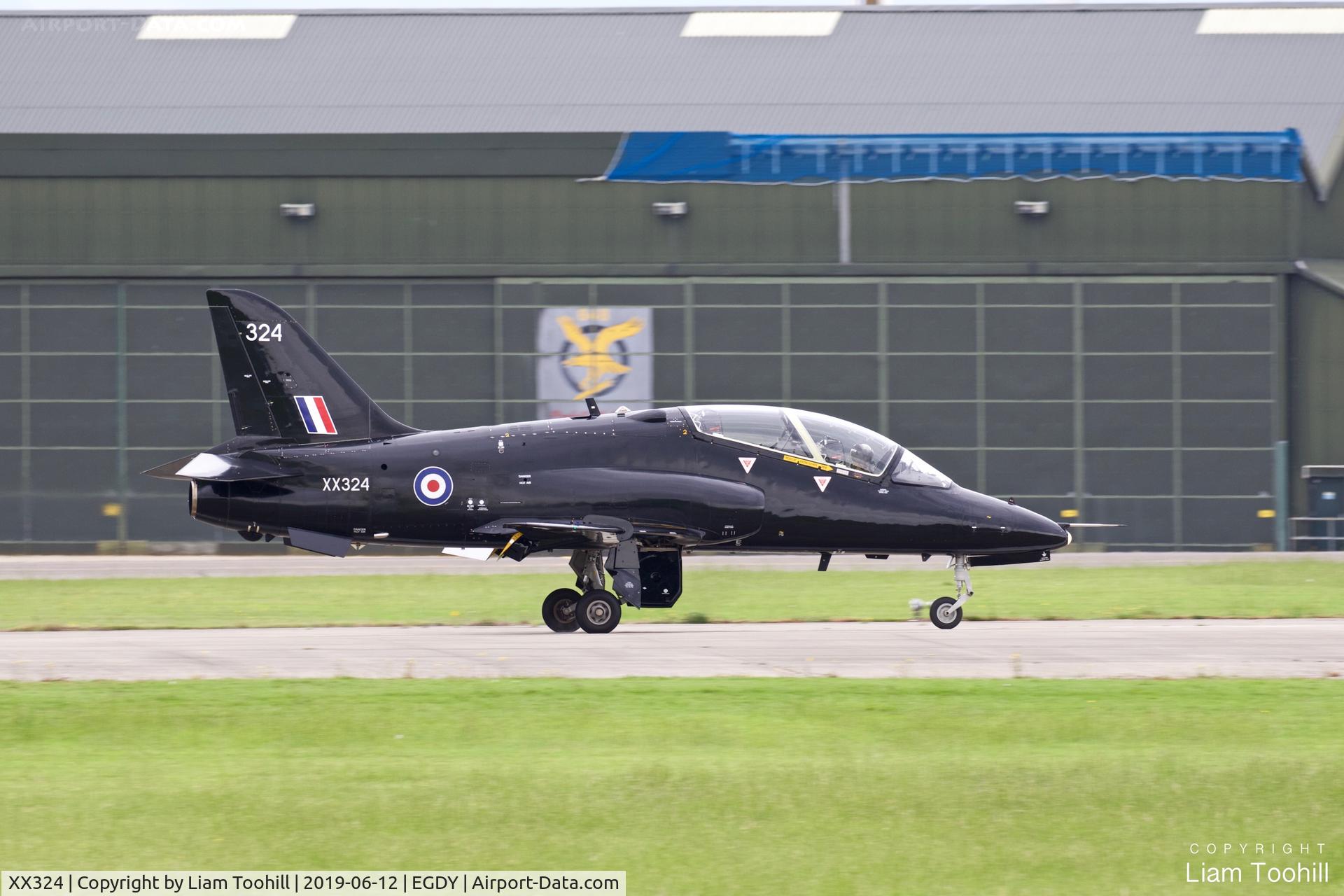 XX324, 1980 Hawker Siddeley Hawk T.1A C/N 168/312149, XX324 landing at RNAS Yeovilton