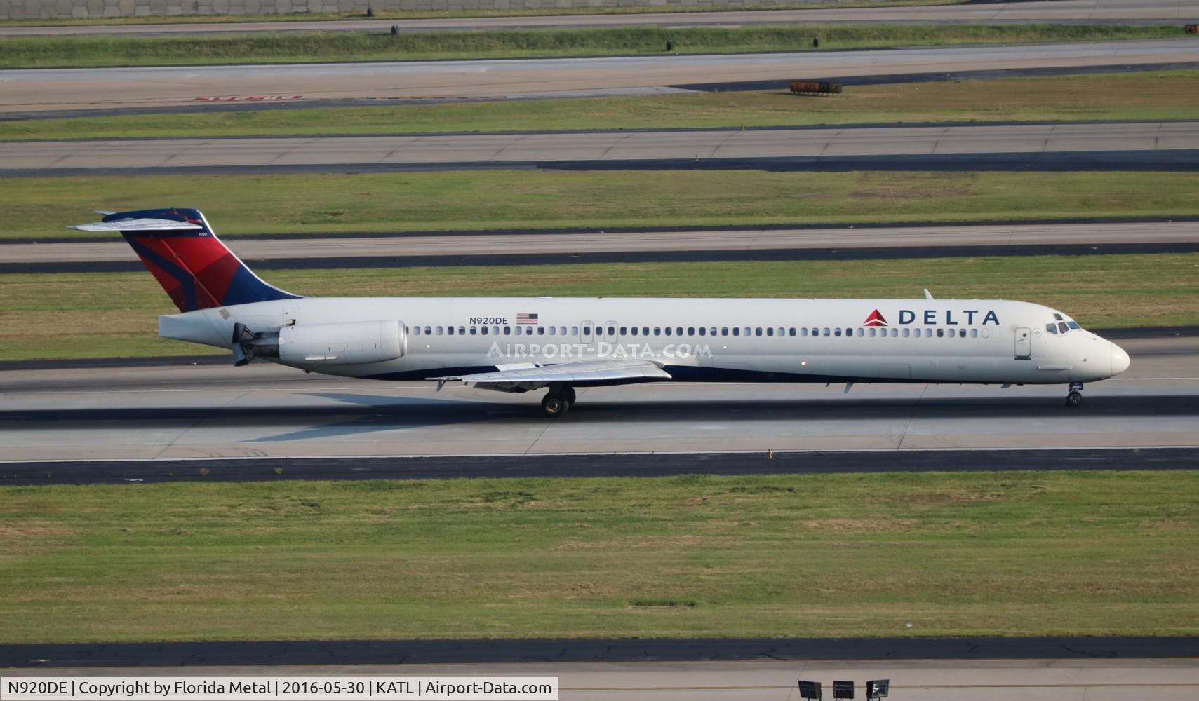 N920DE, 1993 McDonnell Douglas MD-88 C/N 53423, ATL spotting
