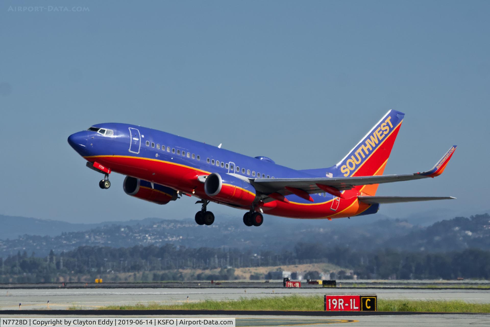 N7728D, 2006 Boeing 737-7BD C/N 33925, Departing runway 01 at SFO 2019.
