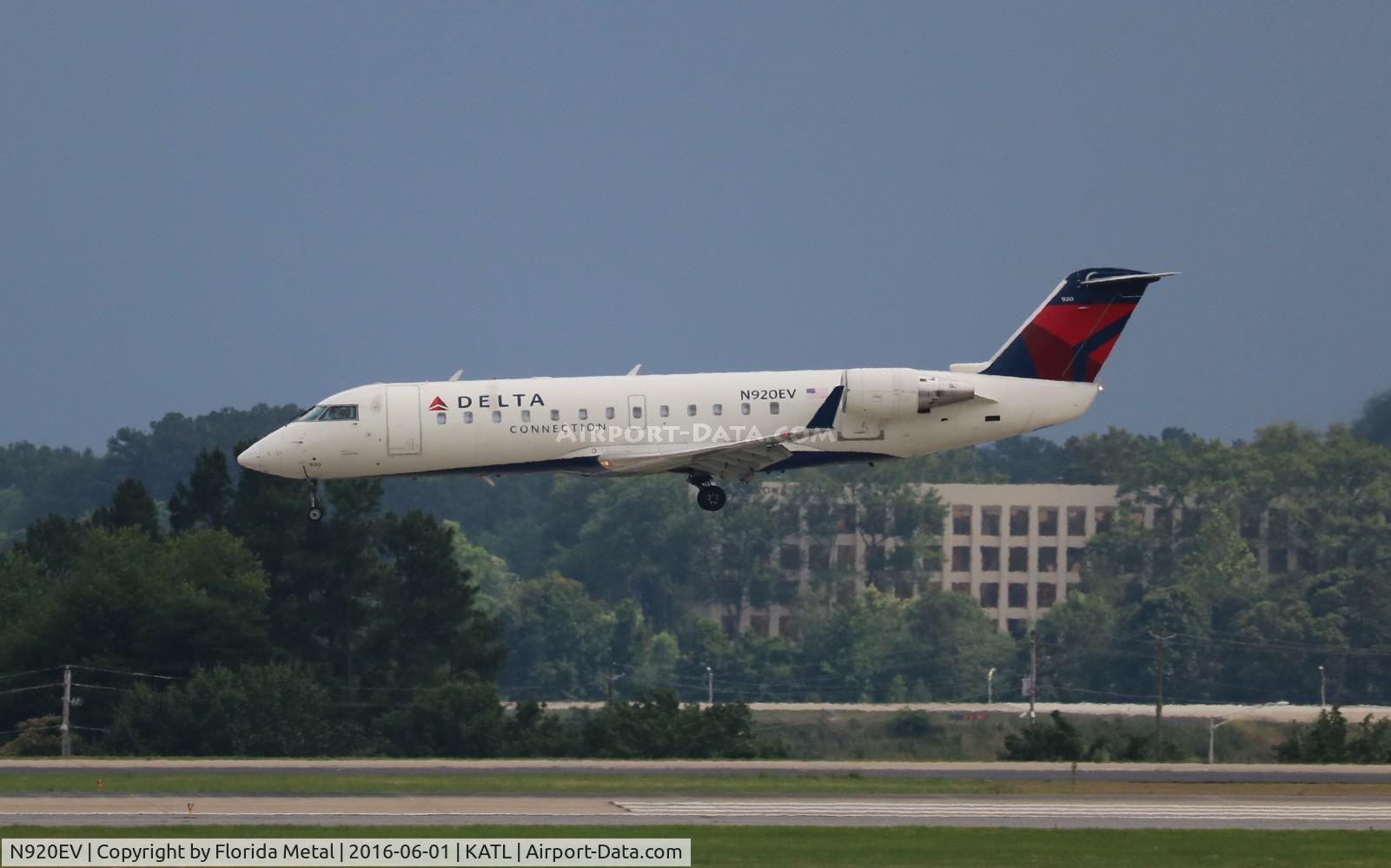 N920EV, 2003 Bombardier CRJ-200ER (CL-600-2B19) C/N 7810, ATL spotting