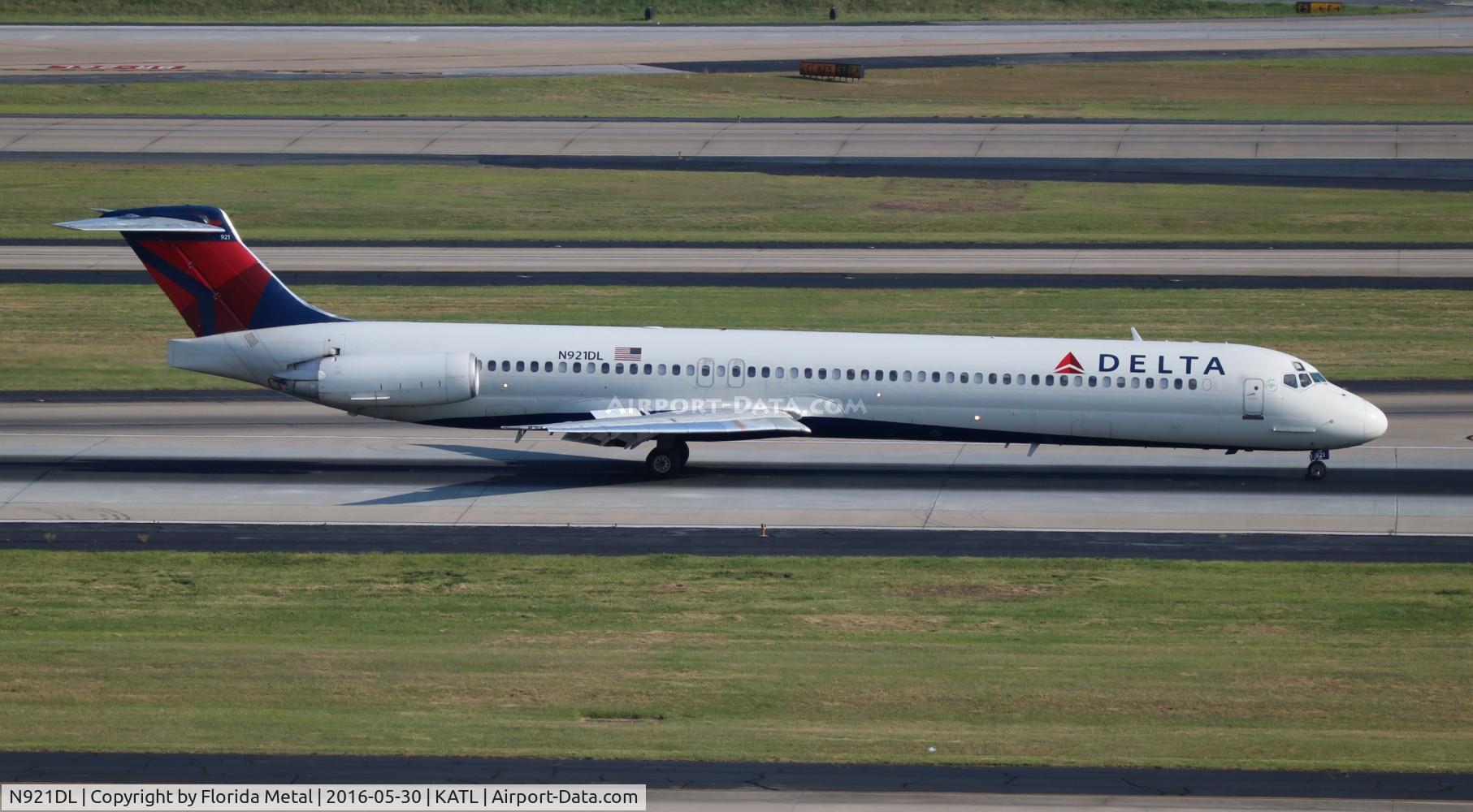 N921DL, 1988 McDonnell Douglas MD-88 C/N 49645, ATL spotting