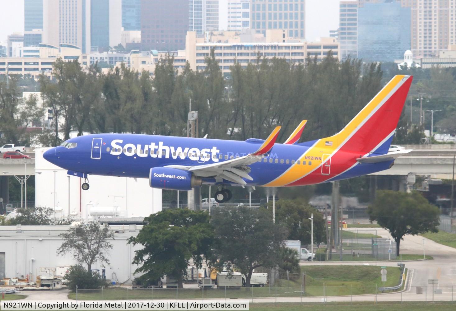 N921WN, 2008 Boeing 737-7H4 C/N 36626, FLL spotting