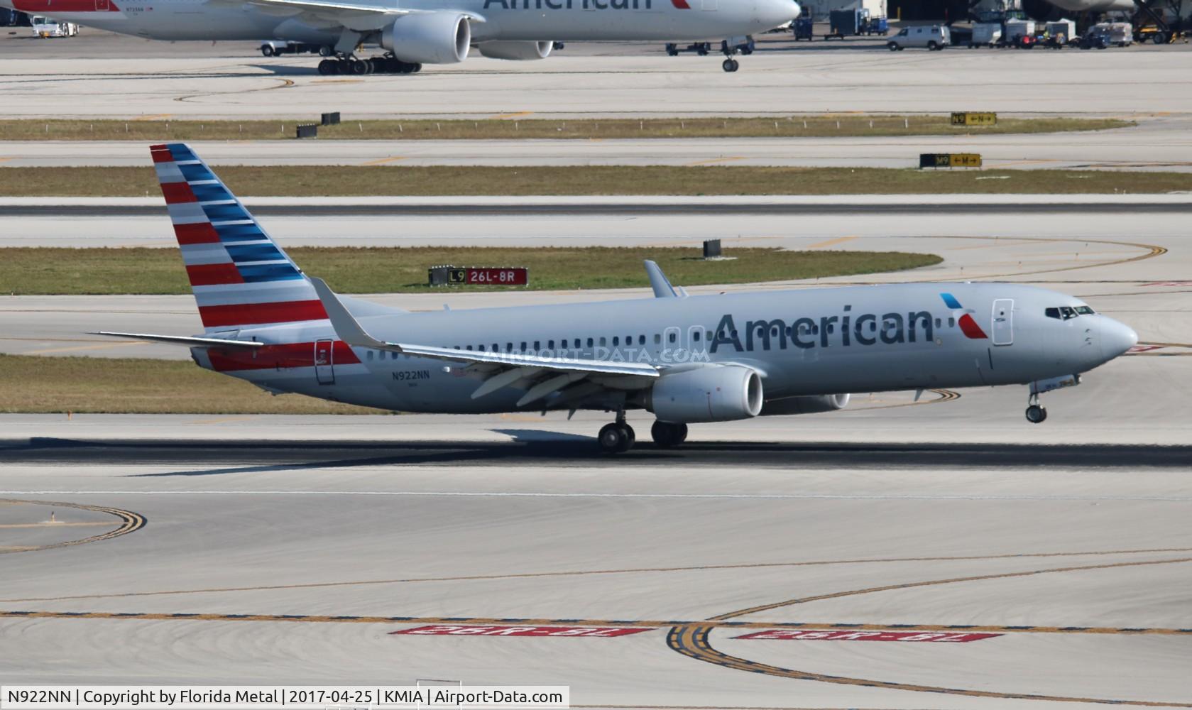 N922NN, 2013 Boeing 737-823 C/N 29574, MIA spotting