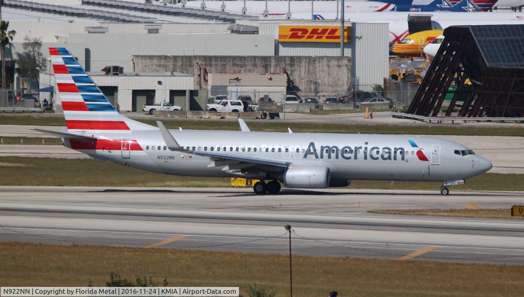 N922NN, 2013 Boeing 737-823 C/N 29574, MIA spotting