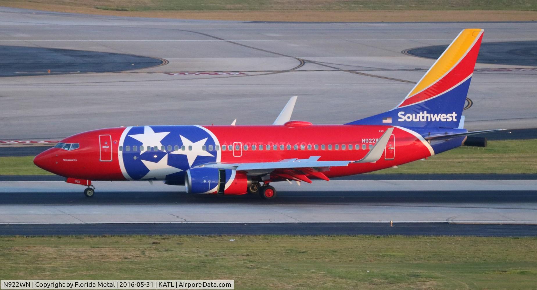 N922WN, 2008 Boeing 737-7H4 C/N 32461, ATL spotting