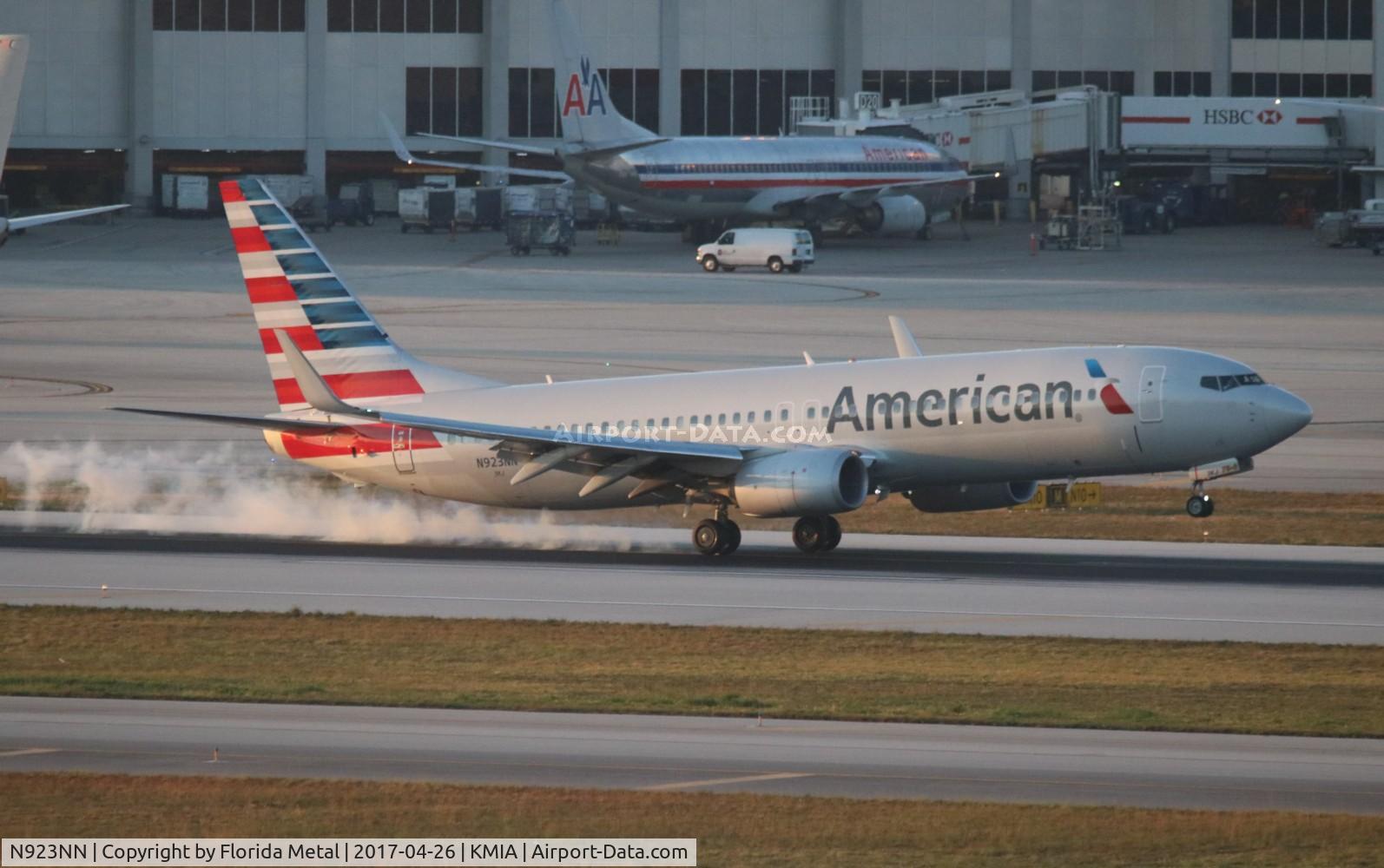 N923NN, 2013 Boeing 737-823 C/N 31167, MIA spotting