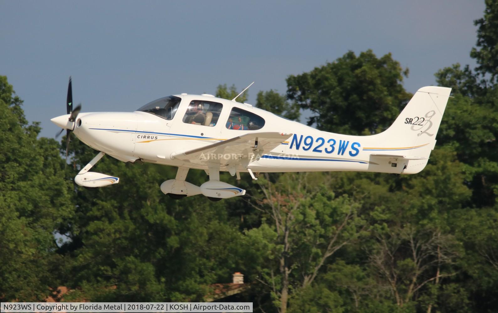 N923WS, 2004 Cirrus SR22 C/N 1052, Air Venture 2018