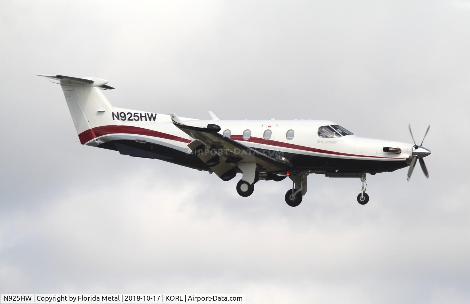 N925HW, 2002 Pilatus PC-12/45 C/N 444, NBAA 2018
