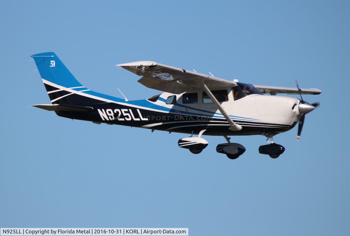 N925LL, 2016 Cessna T206H Turbo Stationair C/N T20609242, NBAA 2016
