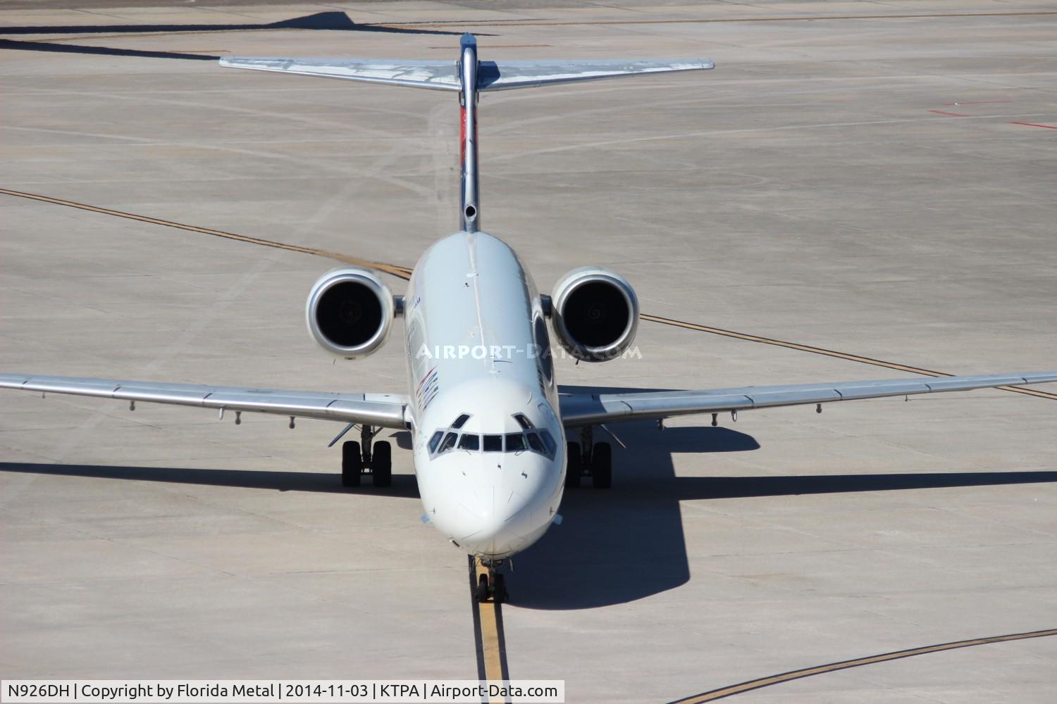 N926DH, 1998 McDonnell Douglas MD-90-30 C/N 53588, TPA spotting