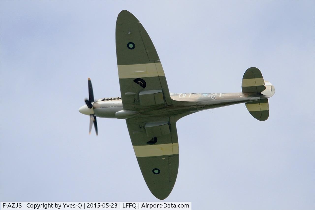 F-AZJS, 1944 Supermarine 389 Spitfire PR.XIX C/N 6S/585110, Supermarine 389 Spitfire PR.XIX, On display, La Ferté-Alais airfield (LFFQ) Air show 2015