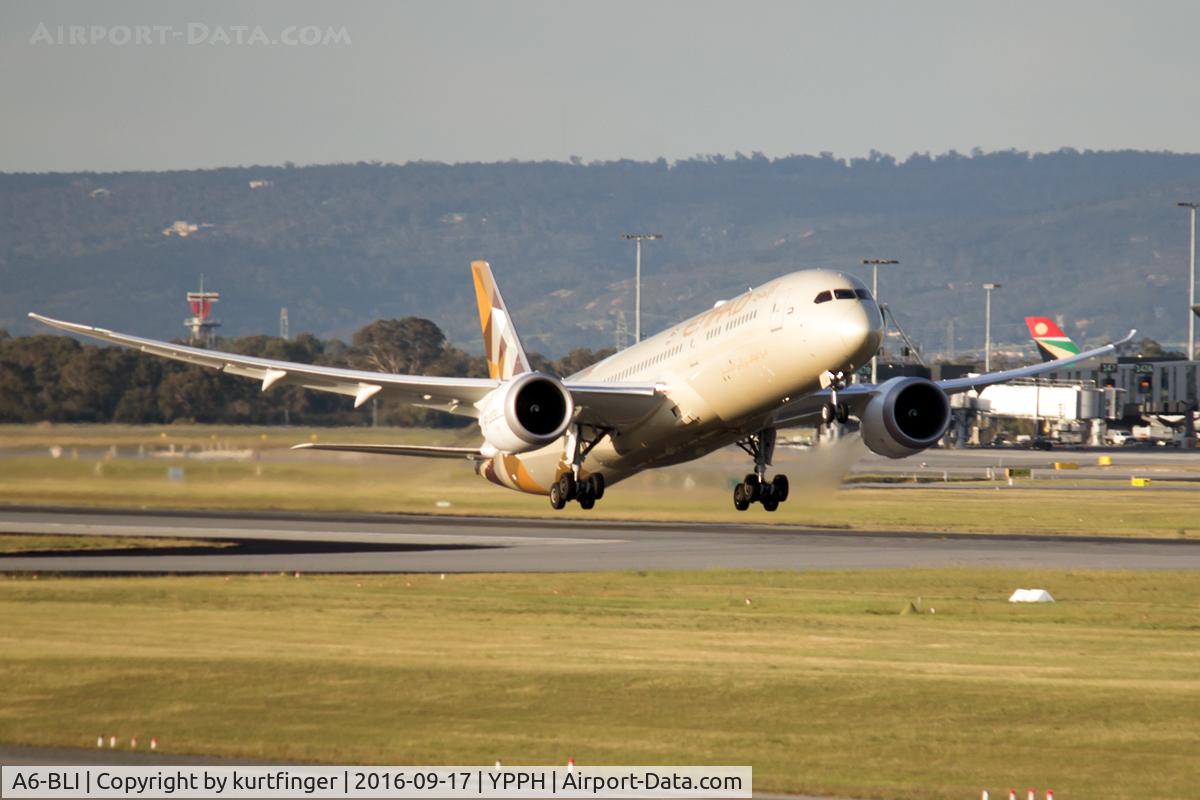 A6-BLI, 2016 Boeing 787-9 Dreamliner Dreamliner C/N 39655, Boeing 787-9. Etihad Airways A6-BLI, YPPH 17/09/16.