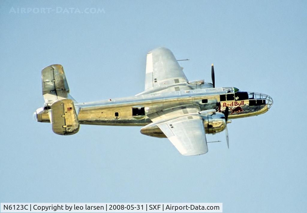 N6123C, 1945 North American B-25J-30-NC Mitchell Mitchell C/N 108-47647, Berlin Air Show 31.5.2008