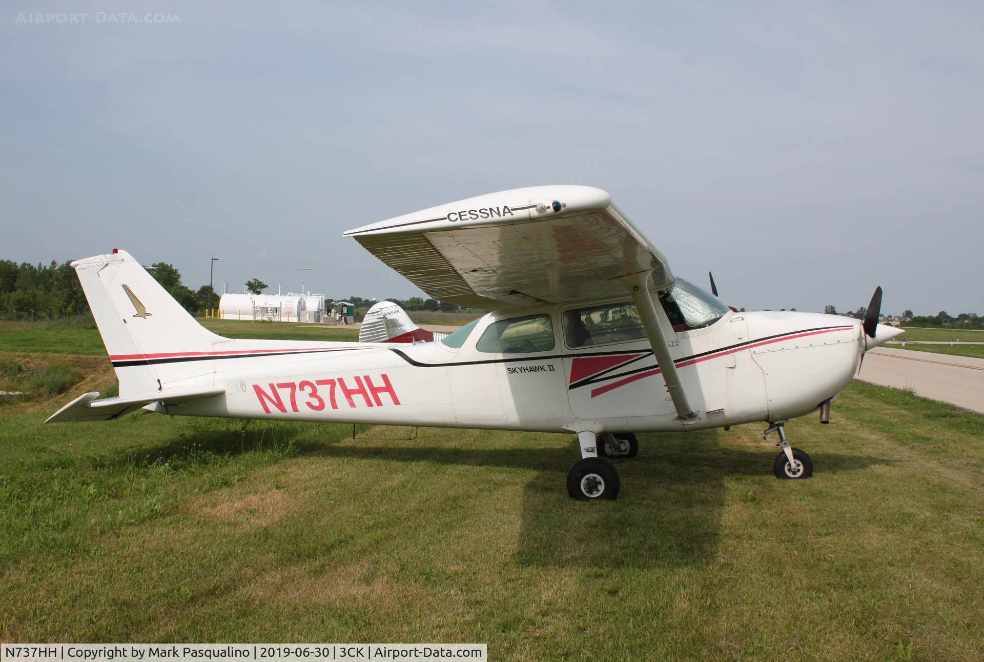 N737HH, 1977 Cessna 172N C/N 17269426, Cessna 172N