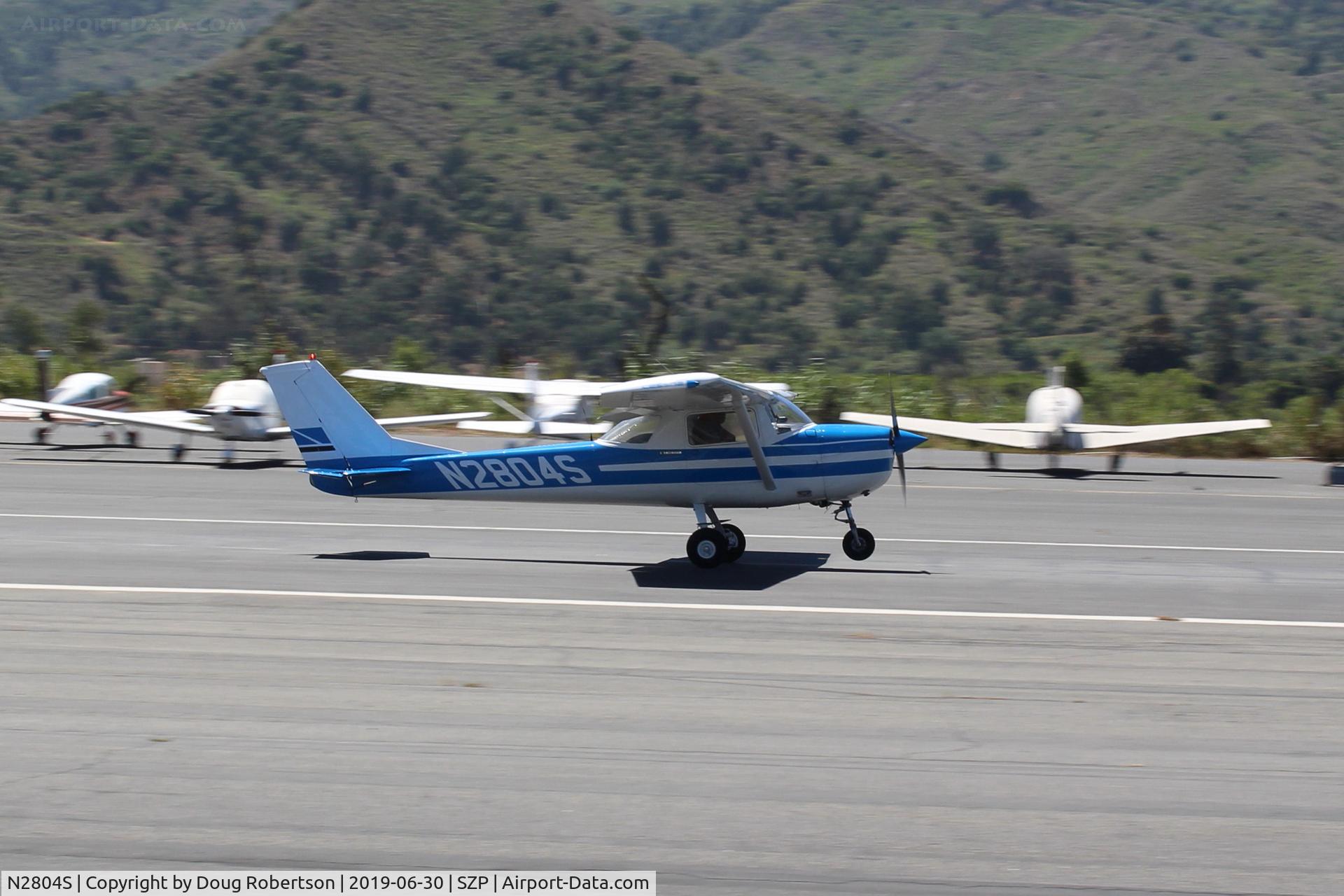 N2804S, 1967 Cessna 150G C/N 15066704, 1967 Cessna 150G, Continental O-200 100 Hp, landing roll Rwy 22